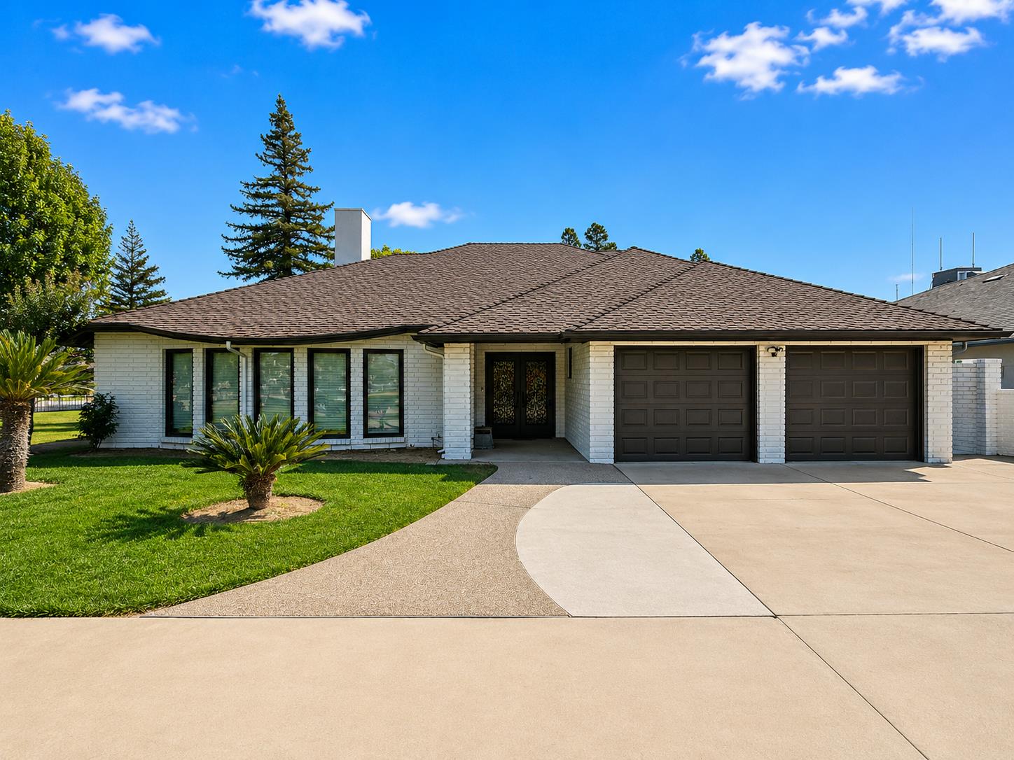 445 E Audubon Dr
